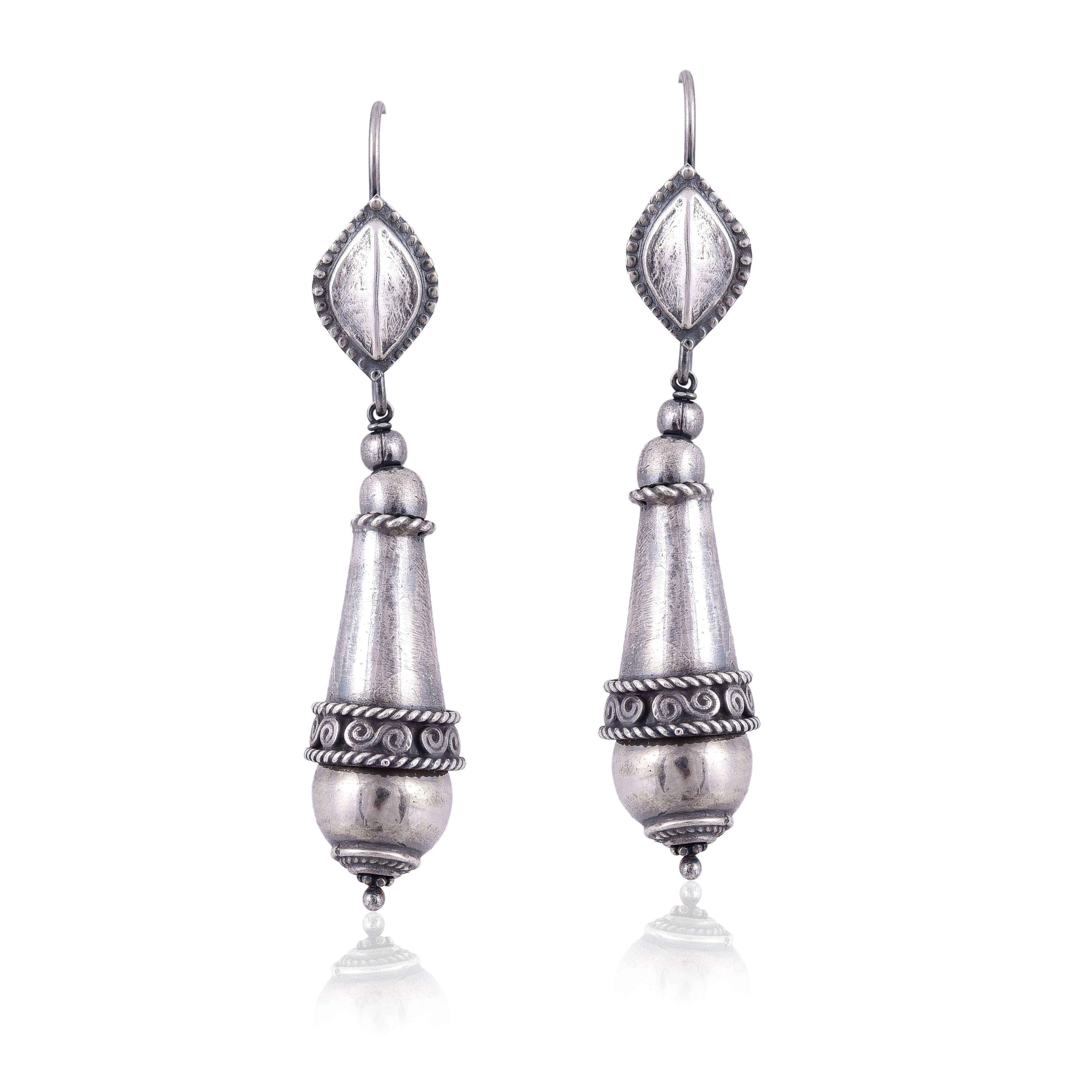 Sterling Silver oxidised earring :SKU5705